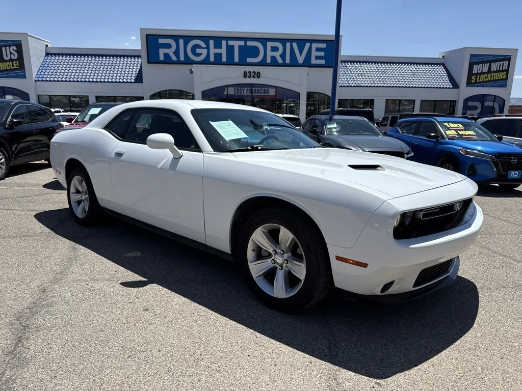 White 2023 Dodge Challenger SXT for sale in El Paso, TX