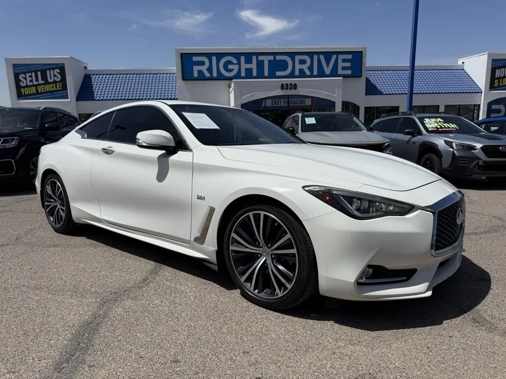White 2018 INFINITI Q60 3.0t LUXE for sale in El Paso, TX