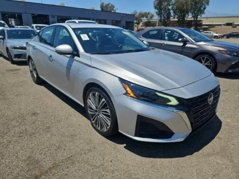 Another view of 2023 Nissan Altima 2.5 SL for sale in El Paso, TX at RightDrive - El Paso