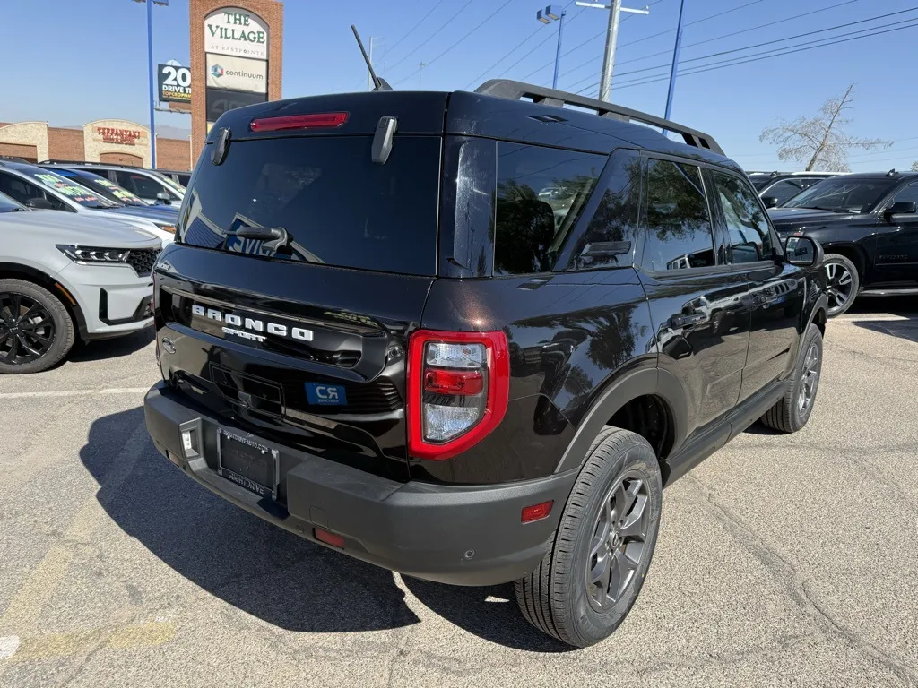 2021 Ford Bronco Sport Badlands photo 2