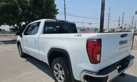 More photos of 2023 GMC Sierra 1500 SLE at RightDrive - El Paso, TX