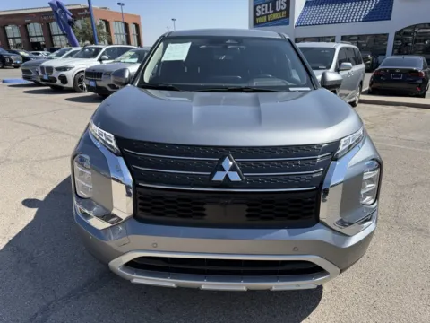 Photos of 2024 Mitsubishi Outlander SE for sale in El Paso, TX at RightDrive - El Paso