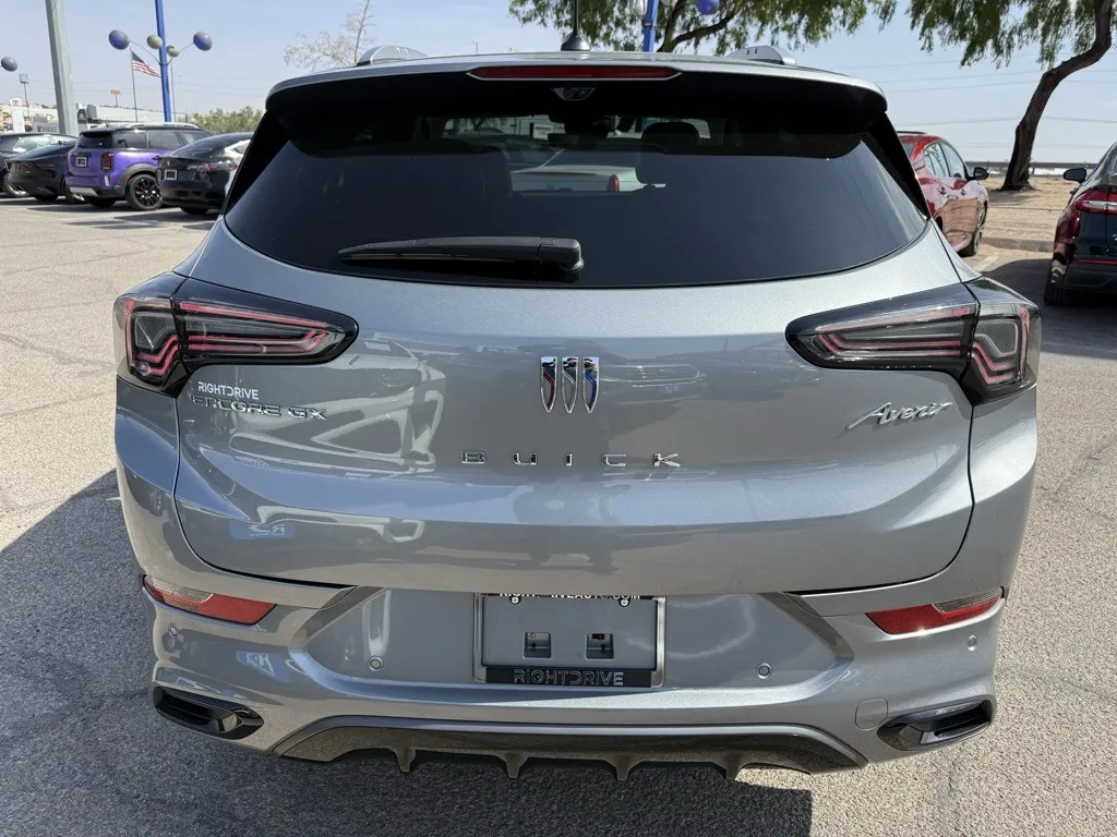 2024 Buick Encore GX Avenir photo 20