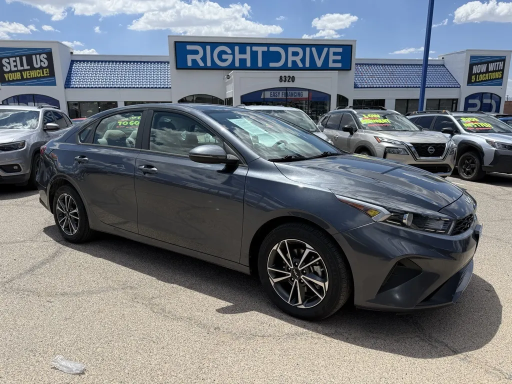2023 Kia Forte LXS
