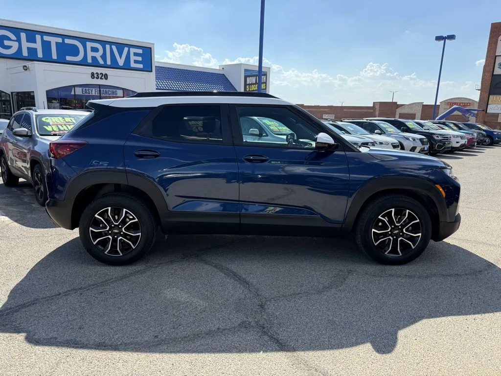 2022 Chevrolet Trailblazer ACTIV photo 2