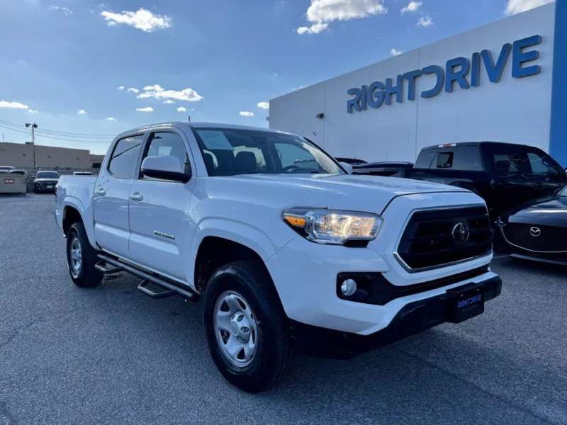 Used 2021 Toyota Tacoma SR for sale in El Paso, TX | VIN: 3TYAX5GN5MT017589