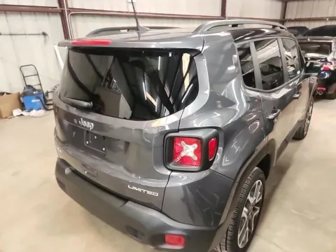 More photos of 2022 Jeep Renegade Limited at RightDrive - El Paso, TX