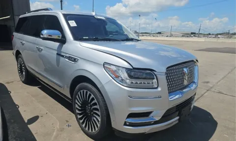 More photos of 2018 Lincoln Navigator Black Label at RightDrive - El Paso, TX