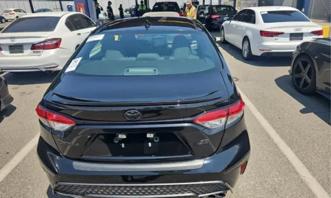 More photos of 2020 Toyota Corolla SE at RightDrive - El Paso, TX