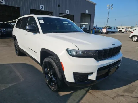 Another view of 2023 Jeep Grand Cherokee L Altitude for sale in El Paso, TX at RightDrive - El Paso
