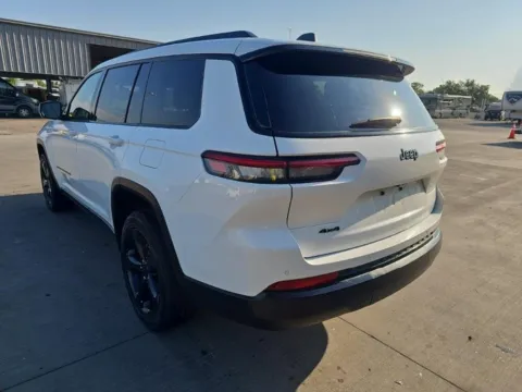 More photos of 2023 Jeep Grand Cherokee L Altitude at RightDrive - El Paso, TX