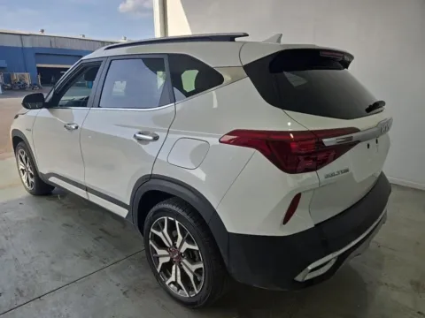 Another view of 2023 Kia Seltos SX for sale in El Paso, TX at RightDrive - El Paso