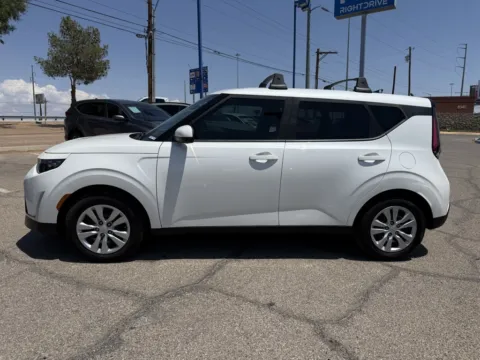 More photos of 2023 Kia Soul LX at RightDrive - El Paso, TX