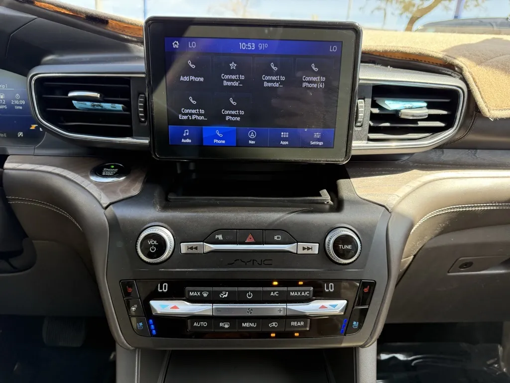 2020 Ford Explorer Platinum photo 6