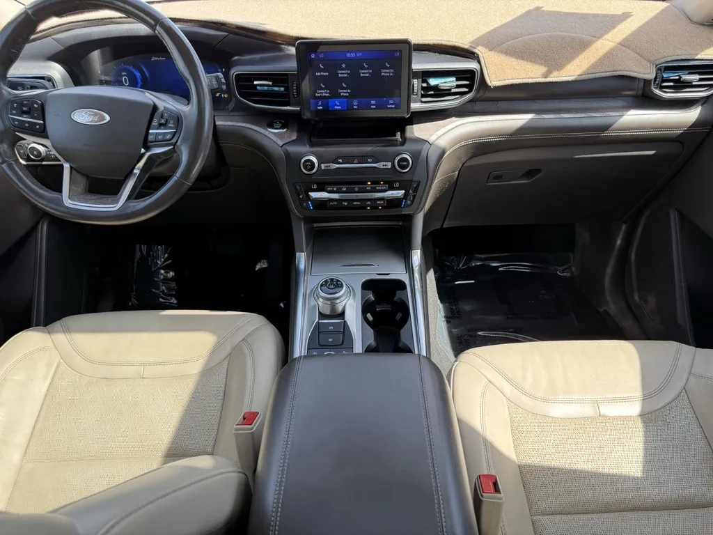 2020 Ford Explorer Platinum photo 16
