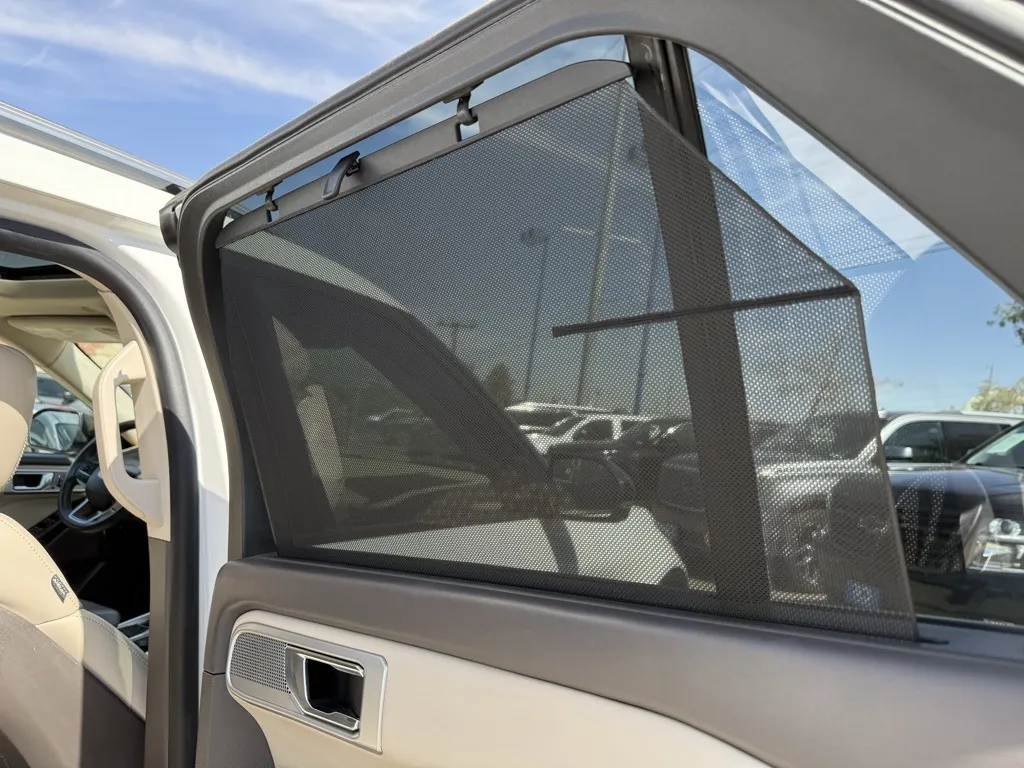 2020 Ford Explorer Platinum photo 27
