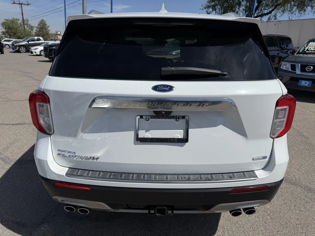 2020 Ford Explorer Platinum photo 21