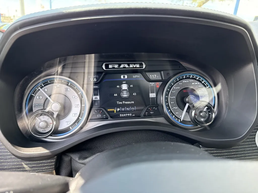 2021 Ram 1500 Limited photo 24