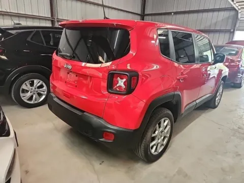 More photos of 2023 Jeep Renegade Latitude at RightDrive - El Paso, TX