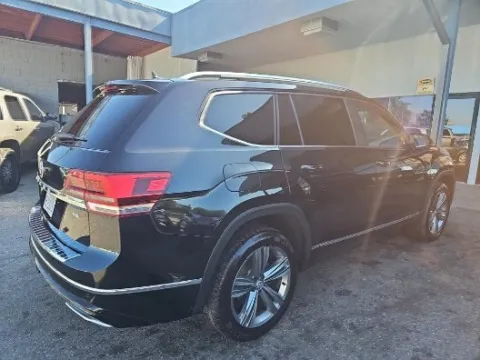 More photos of 2019 Volkswagen Atlas 3.6L V6 SEL R-Line at RightDrive - El Paso, TX