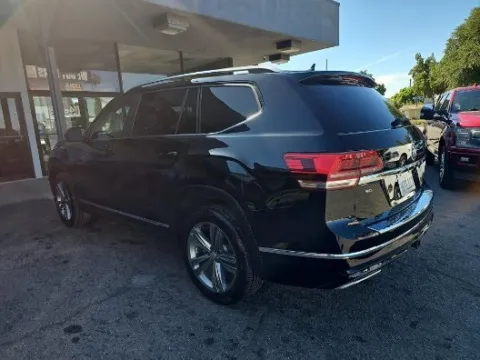More photos of 2019 Volkswagen Atlas 3.6L V6 SEL R-Line at RightDrive - El Paso, TX