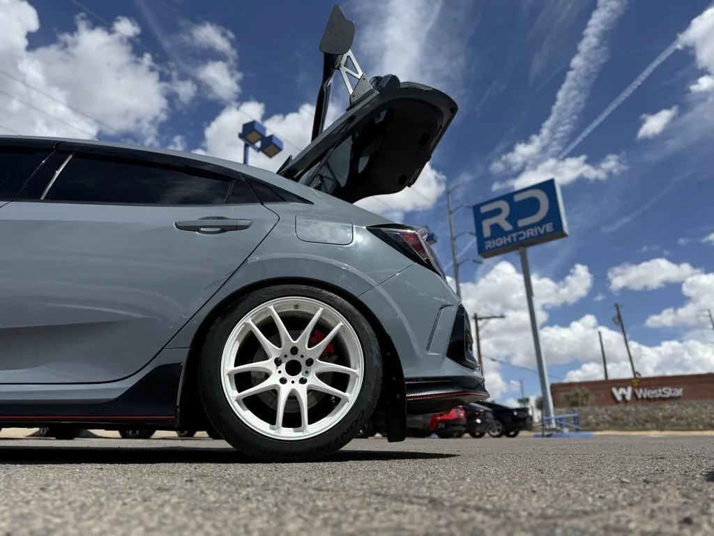 2021 Honda Civic Type R Touring photo 3