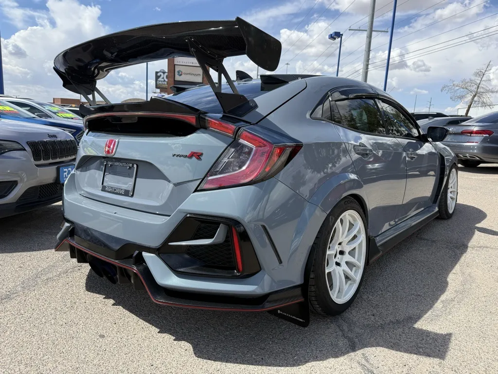 2021 Honda Civic Type R Touring photo 2