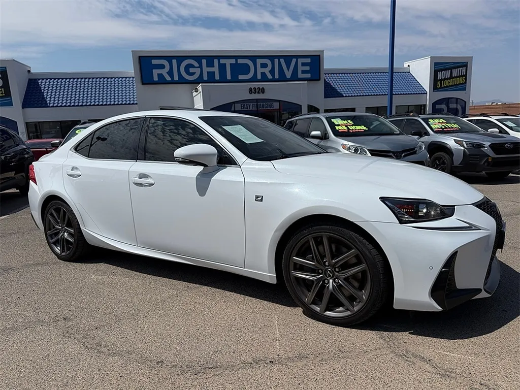 2018 Lexus IS