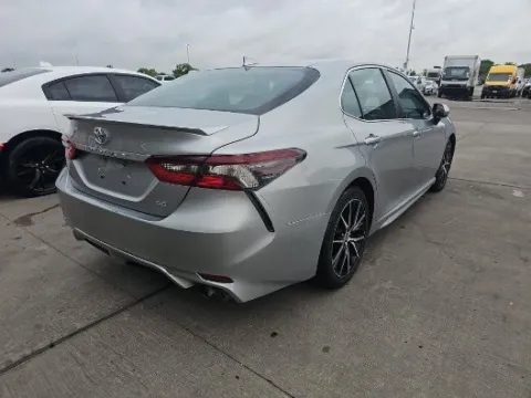 More photos of 2021 Toyota Camry SE at RightDrive - El Paso, TX