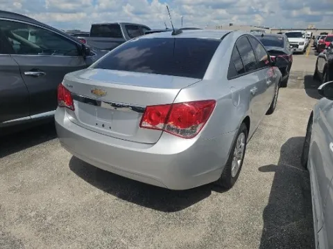 More photos of 2015 Chevrolet Cruze LS at RightDrive - El Paso, TX
