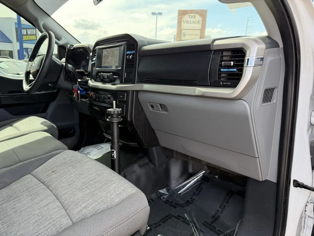 2021 Ford F-150 XL photo 16
