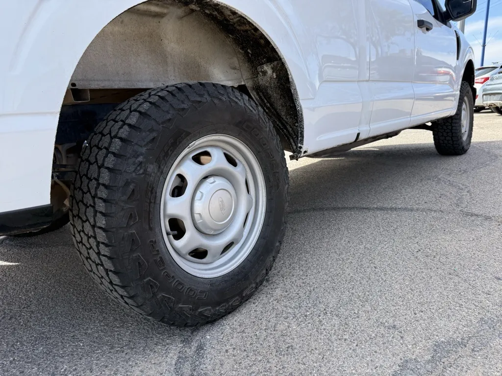 2021 Ford F-150 XL photo 19