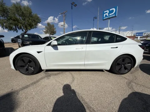 More photos of 2021 Tesla Model 3 Standard Range Plus at RightDrive - El Paso, TX