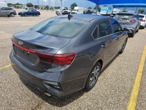 More photos of 2019 Kia Forte LXS at RightDrive - El Paso, TX