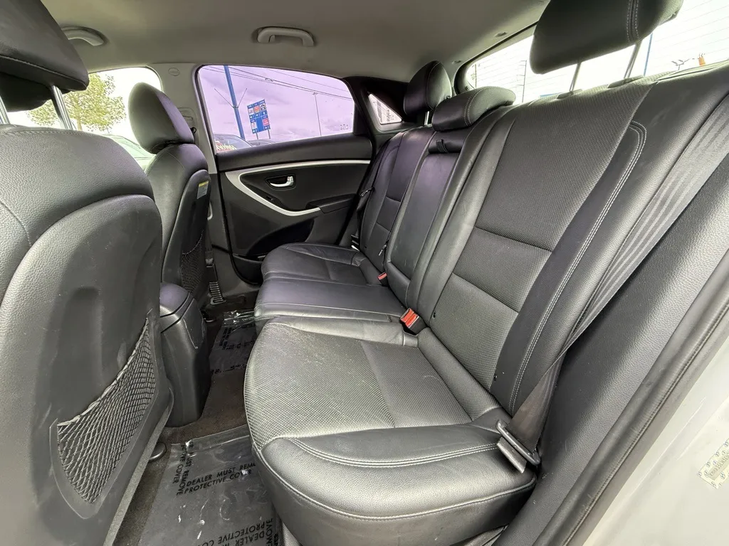 2014 Hyundai Elantra Style Tech photo 25