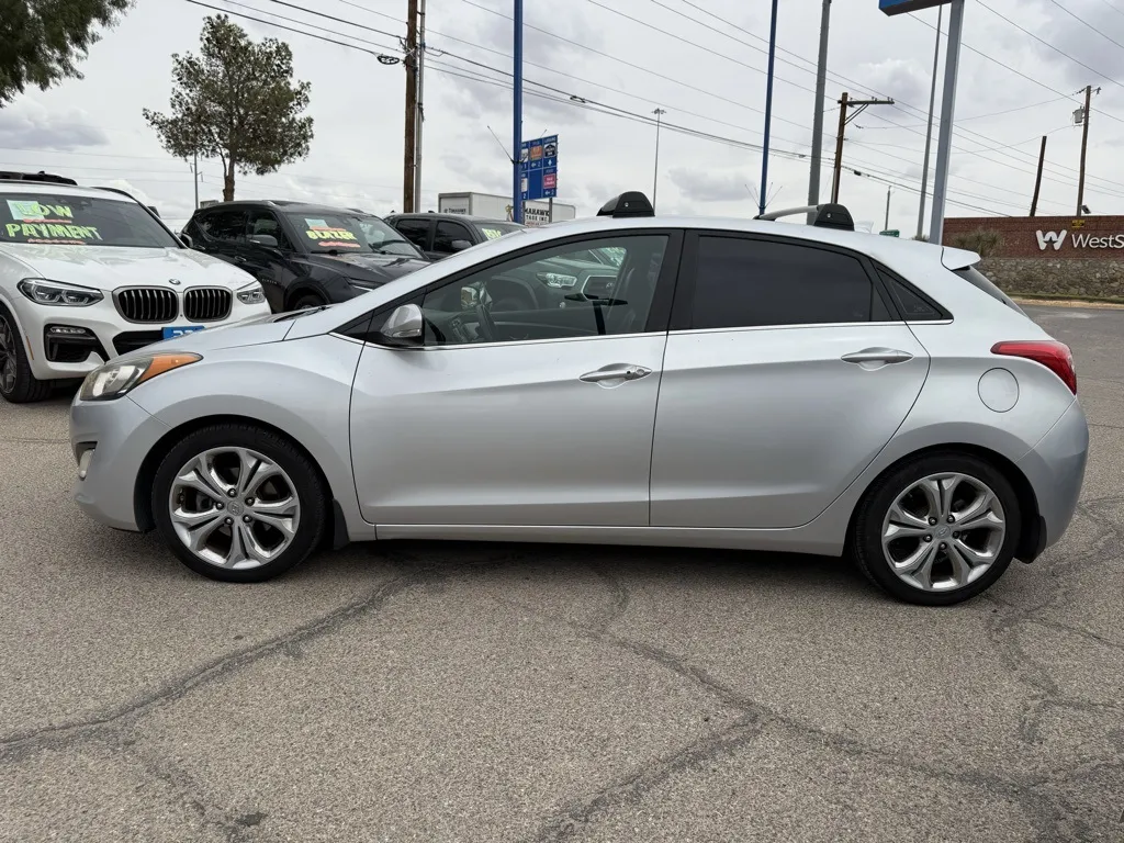2014 Hyundai Elantra Style Tech photo 2
