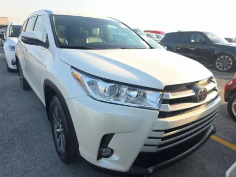 Another view of 2019 Toyota Highlander SE for sale in El Paso, TX at RightDrive - El Paso