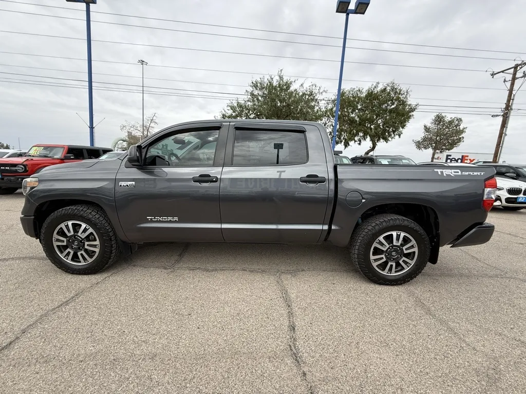 2021 Toyota Tundra SR5 Grade photo 2