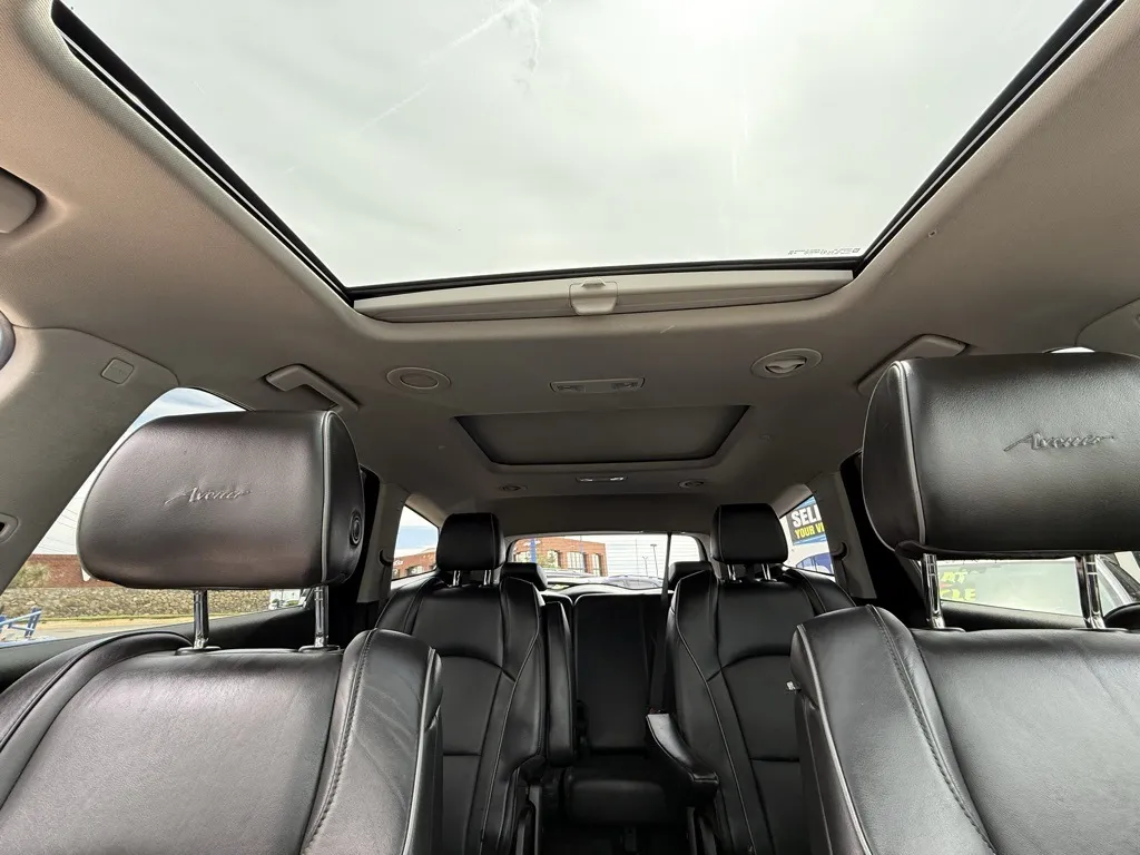 2021 Buick Enclave Avenir photo 28