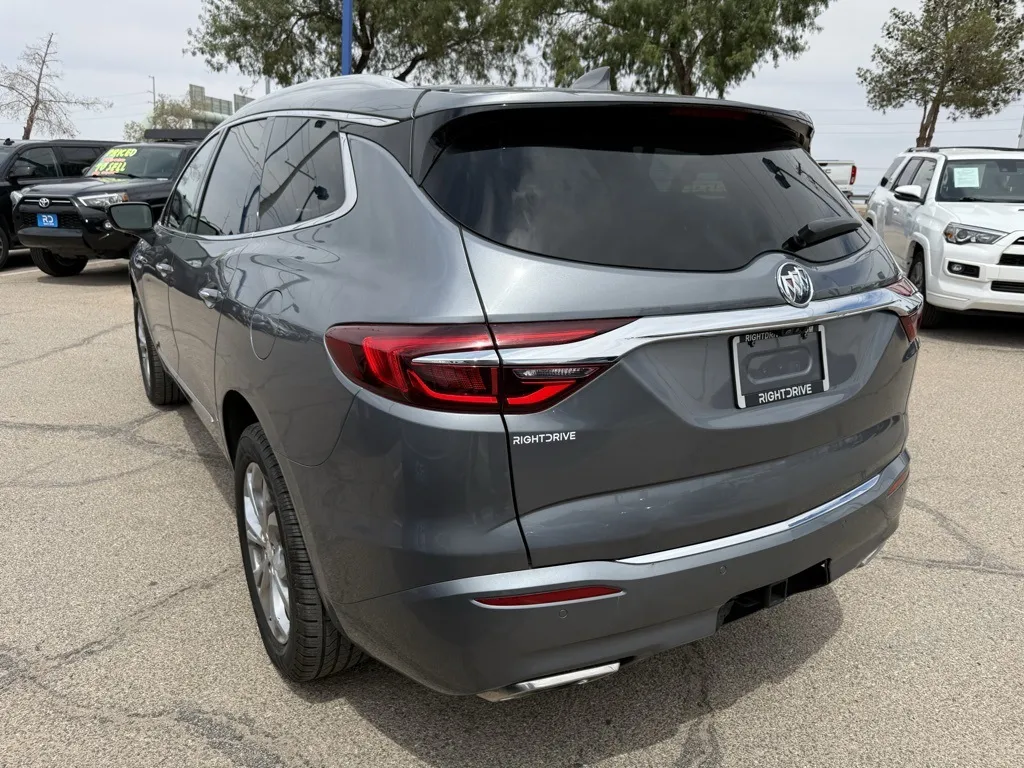 2021 Buick Enclave Avenir photo 11