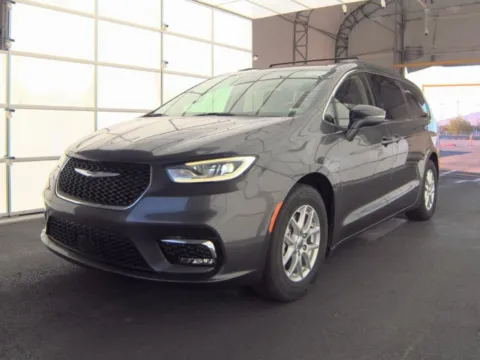 Photos of 2022 Chrysler Pacifica Touring L for sale in El Paso, TX at RightDrive - El Paso