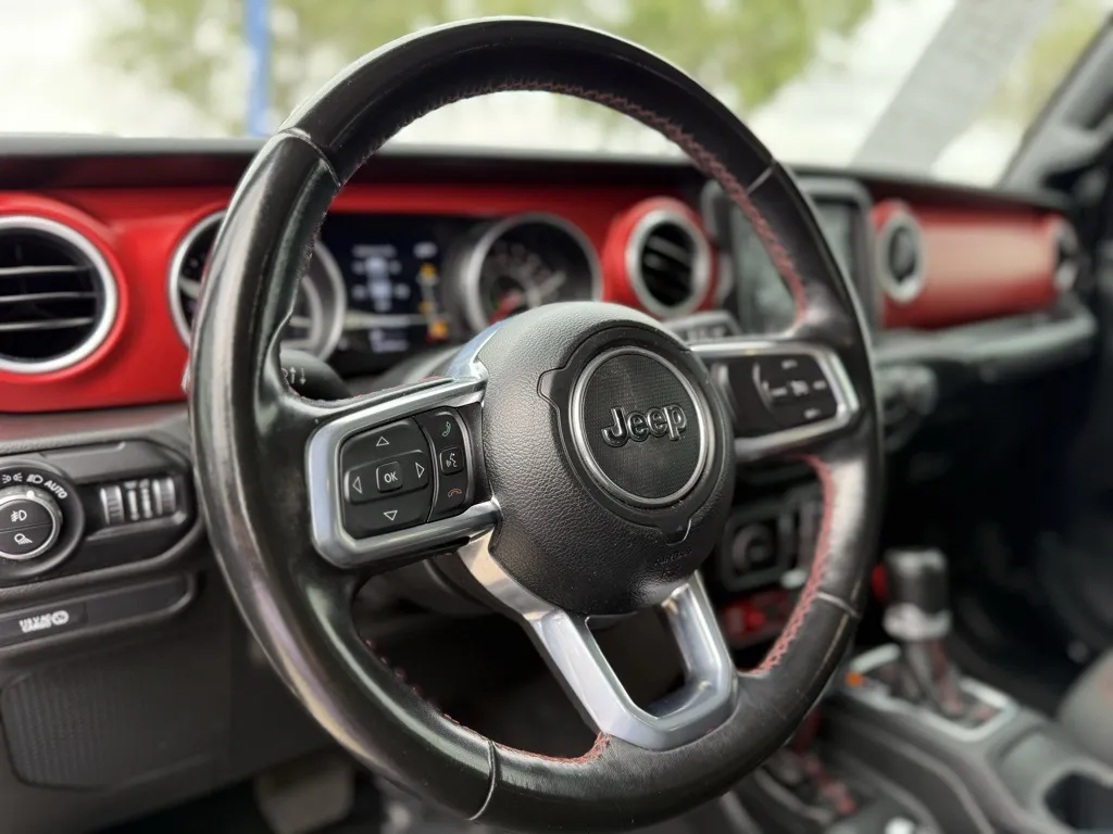 2020 Jeep Gladiator Rubicon photo 5
