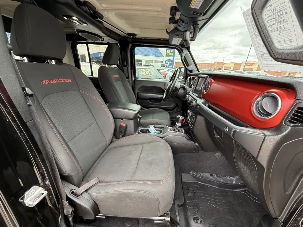 2020 Jeep Gladiator Rubicon photo 17