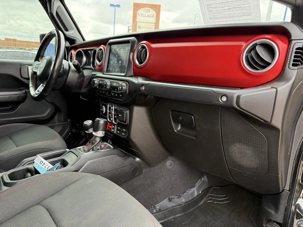 2020 Jeep Gladiator Rubicon photo 26