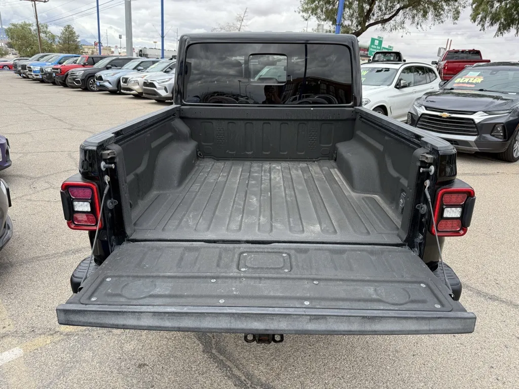 2020 Jeep Gladiator Rubicon photo 9