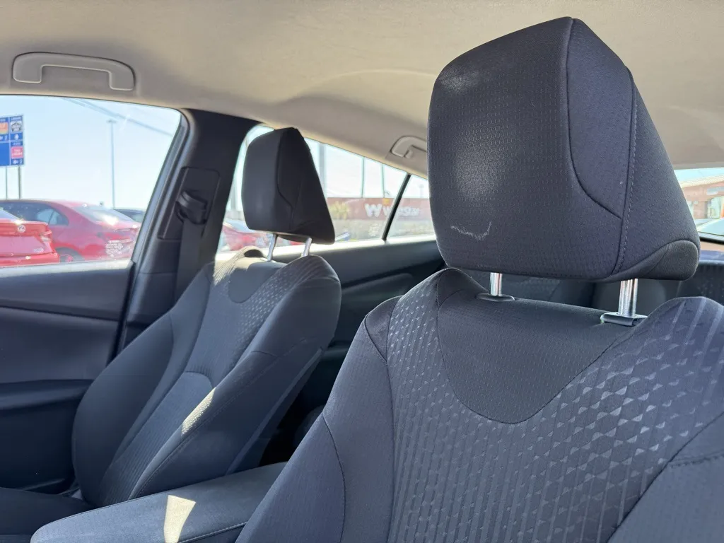 2019 Toyota Prius Prime Plus Premium Advanced photo 21