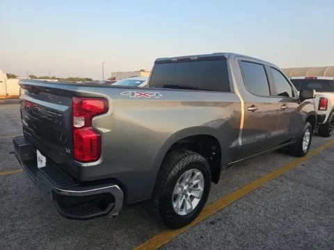 More photos of 2020 Chevrolet Silverado 1500 LT at RightDrive - El Paso, TX