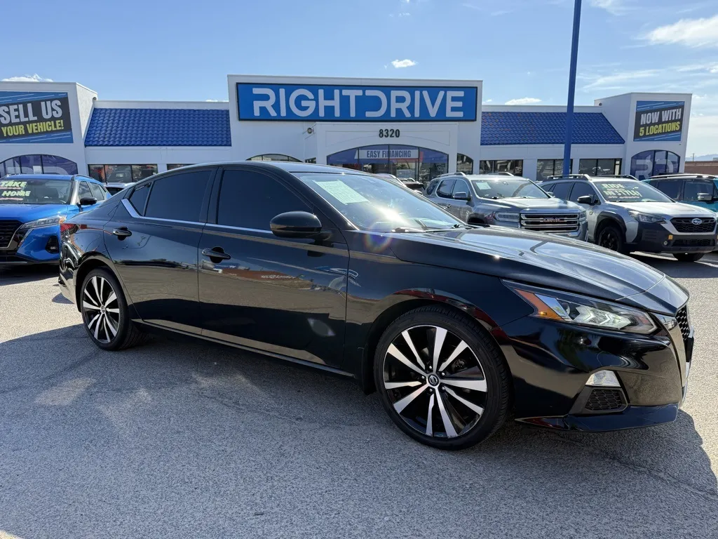 2020 Nissan Altima SR