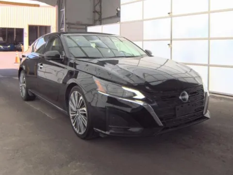 Another view of 2023 Nissan Altima 2.5 SL for sale in El Paso, TX at RightDrive - El Paso