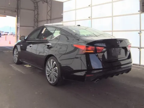 More photos of 2023 Nissan Altima 2.5 SL at RightDrive - El Paso, TX